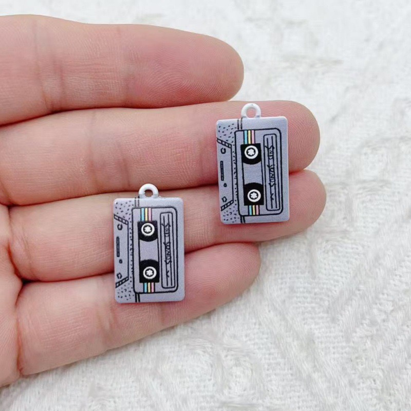อุปกรณ์ตกแต่งเครื่องประดับโลหะ - Earrings บทวิจารณ์และราคา