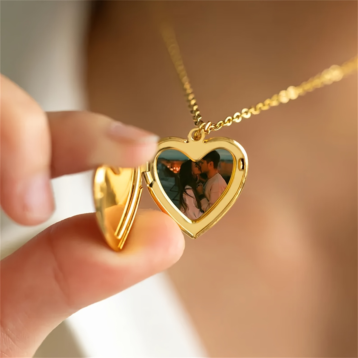 จี้สร้อยคอรูปหัวใจแบบกำหนดเองไ - Heart Locket Necklace Photo บทวิจารณ์และราคา