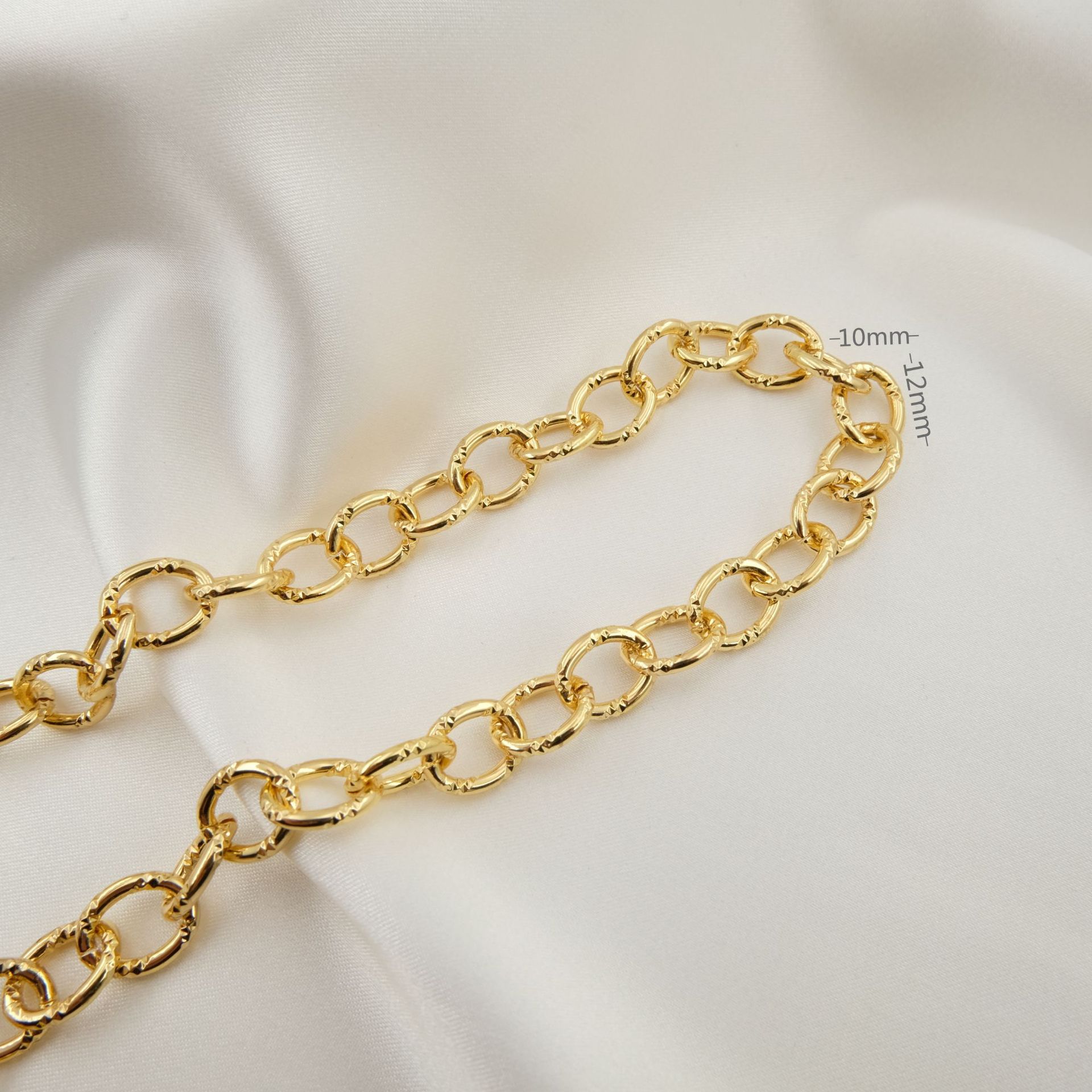 WT-BC199 18K ทองแดงชุบทอง Cool - Cuban Link Chain 12Mm บทวิจารณ์และราคา