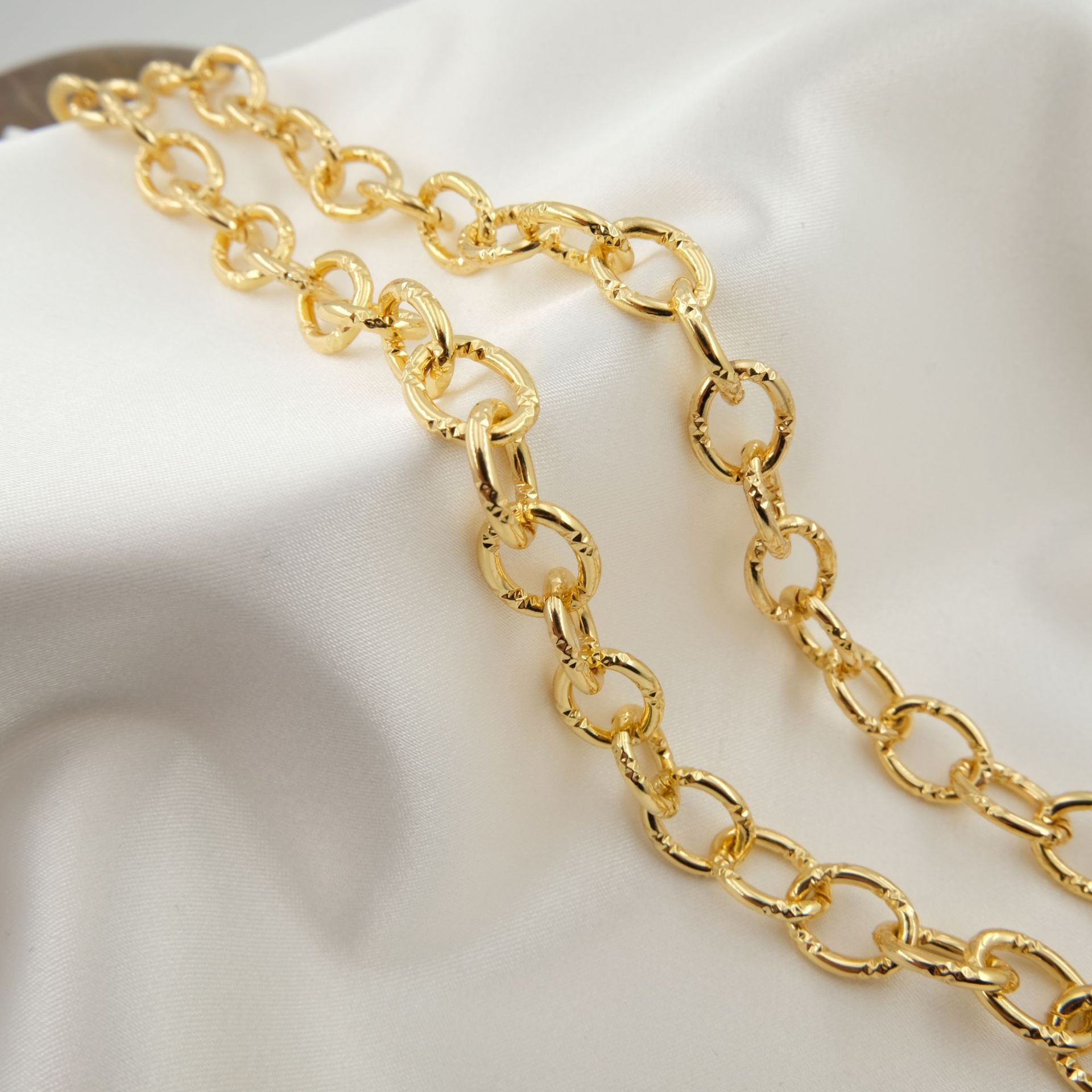 WT-BC199 18K ทองแดงชุบทอง Cool - Cuban Link Chain 12Mm บทวิจารณ์และราคา