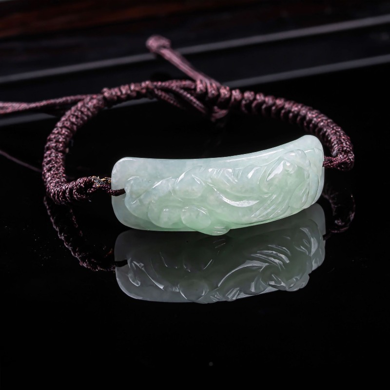 กำไลหยกพม่าแกะสลักลายปี่เซียะ  - Bracelets บทวิจารณ์และราคา