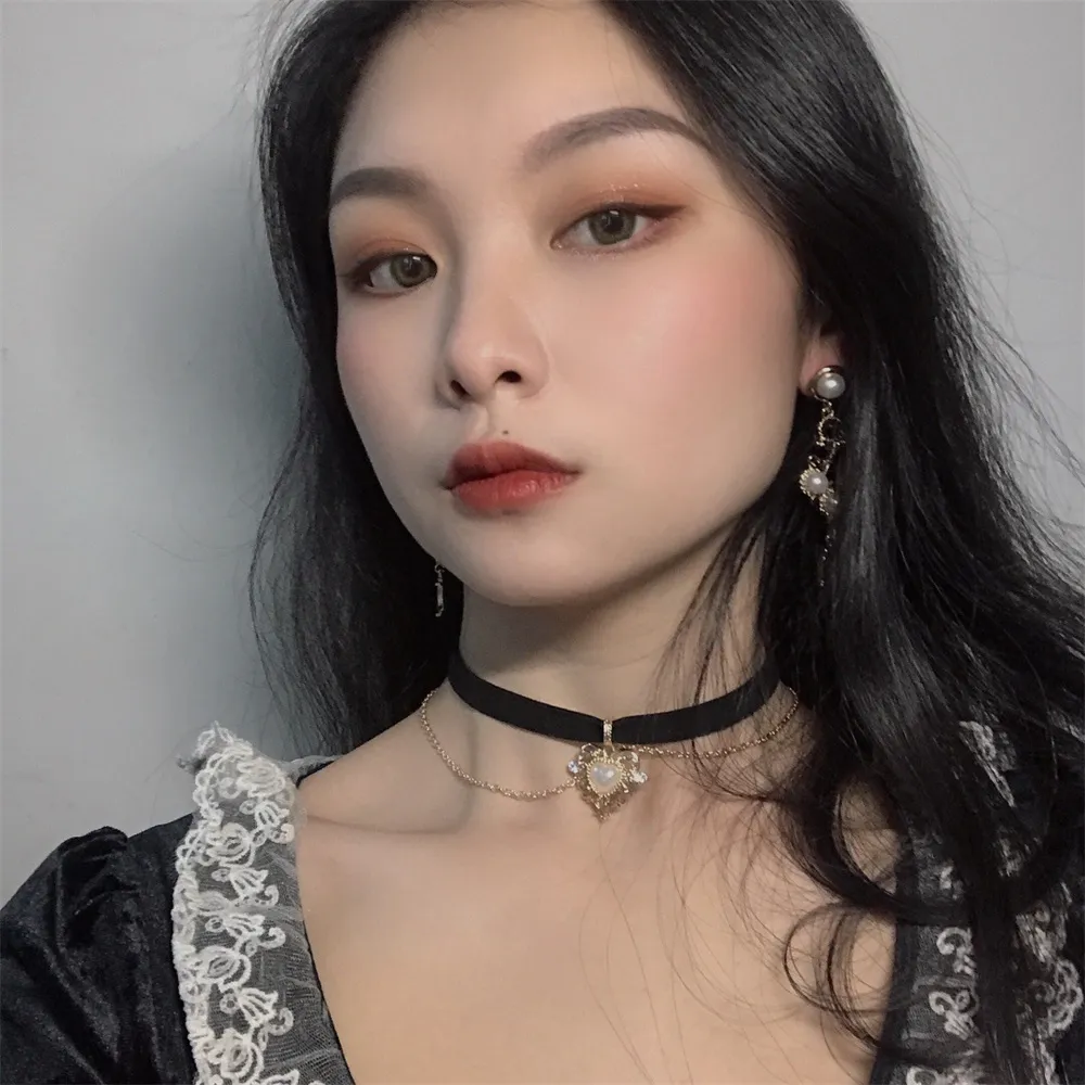 สร้อยคอโชกเกอร์โซ่กำมะหยี่แนวว - Pearl Choker Necklace Vintage บทวิจารณ์และราคา