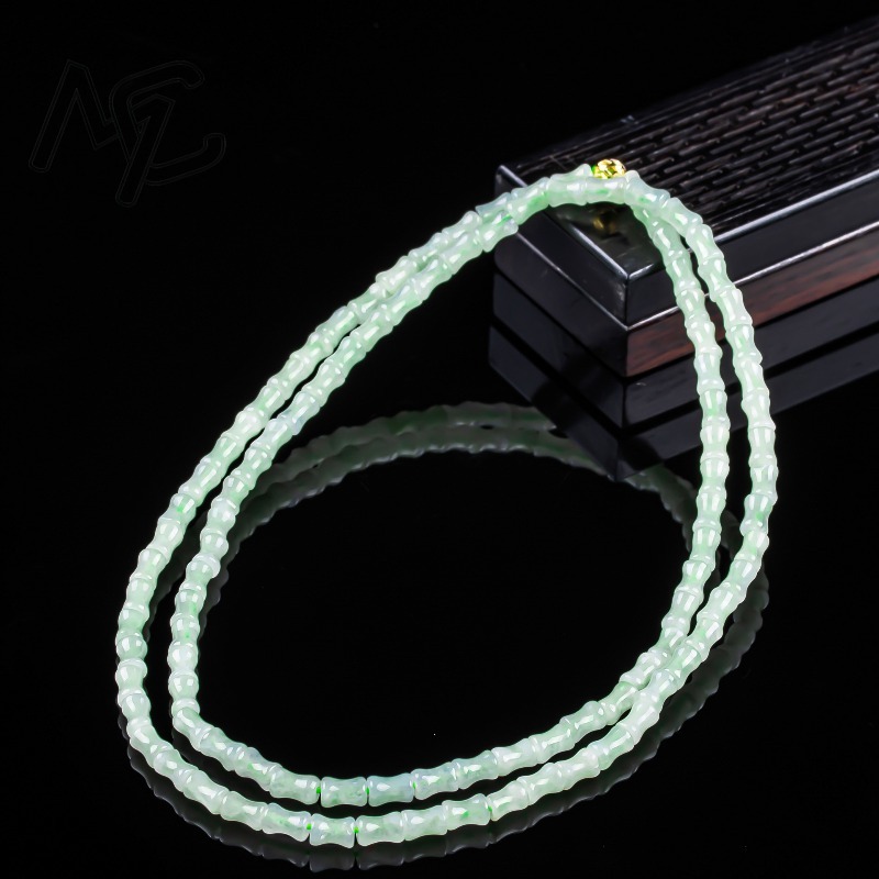 สร้อยข้อมือและสร้อยคอหยกแท้ธรร - Bracelets บทวิจารณ์และราคา