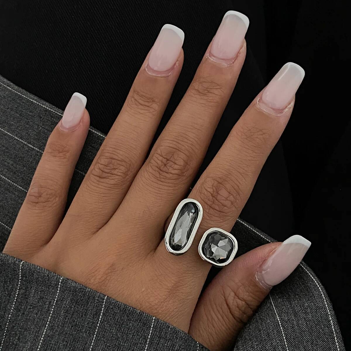 แหวนอะคริลิคสีดำสไตล์วินเทจ ปร - Vintage Punk Knuckle Rings Set บทวิจารณ์และราคา