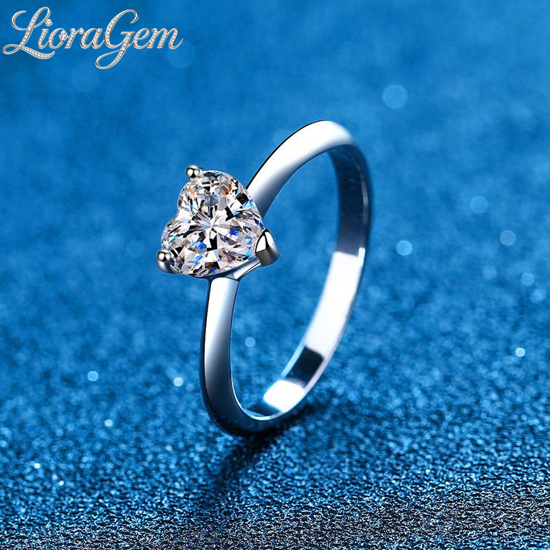 แหวนมอยซาไนต์รูปทรงแฟนซี 1 กะร - Moissanite Engagement Ring 1 Carat บทวิจารณ์และราคา