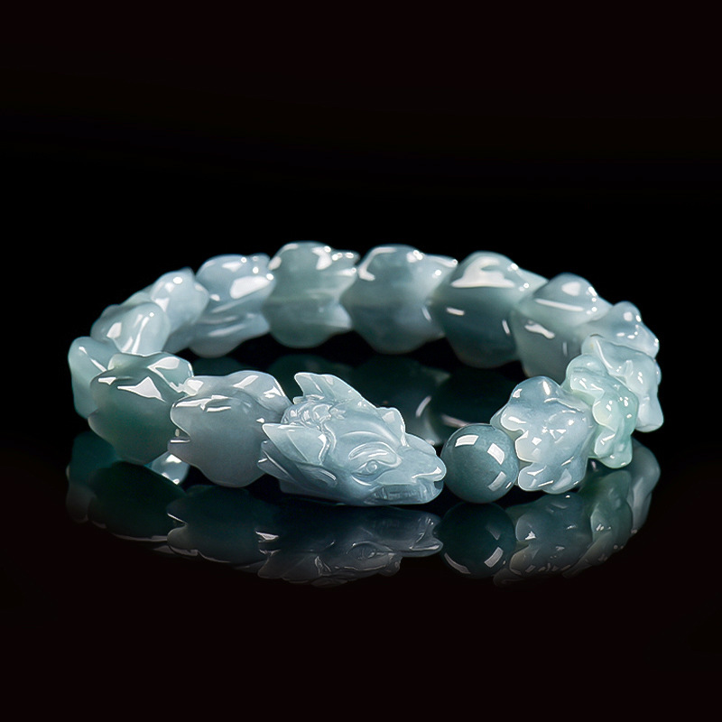 กำไลหยกพม่าสีน้ำเงินแกะสลักลาย - Bracelets บทวิจารณ์และราคา